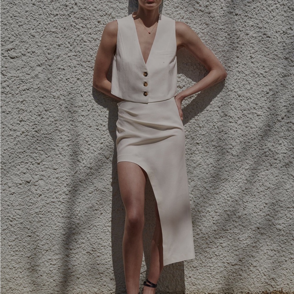 Zara Asymmetric Linen Skirt